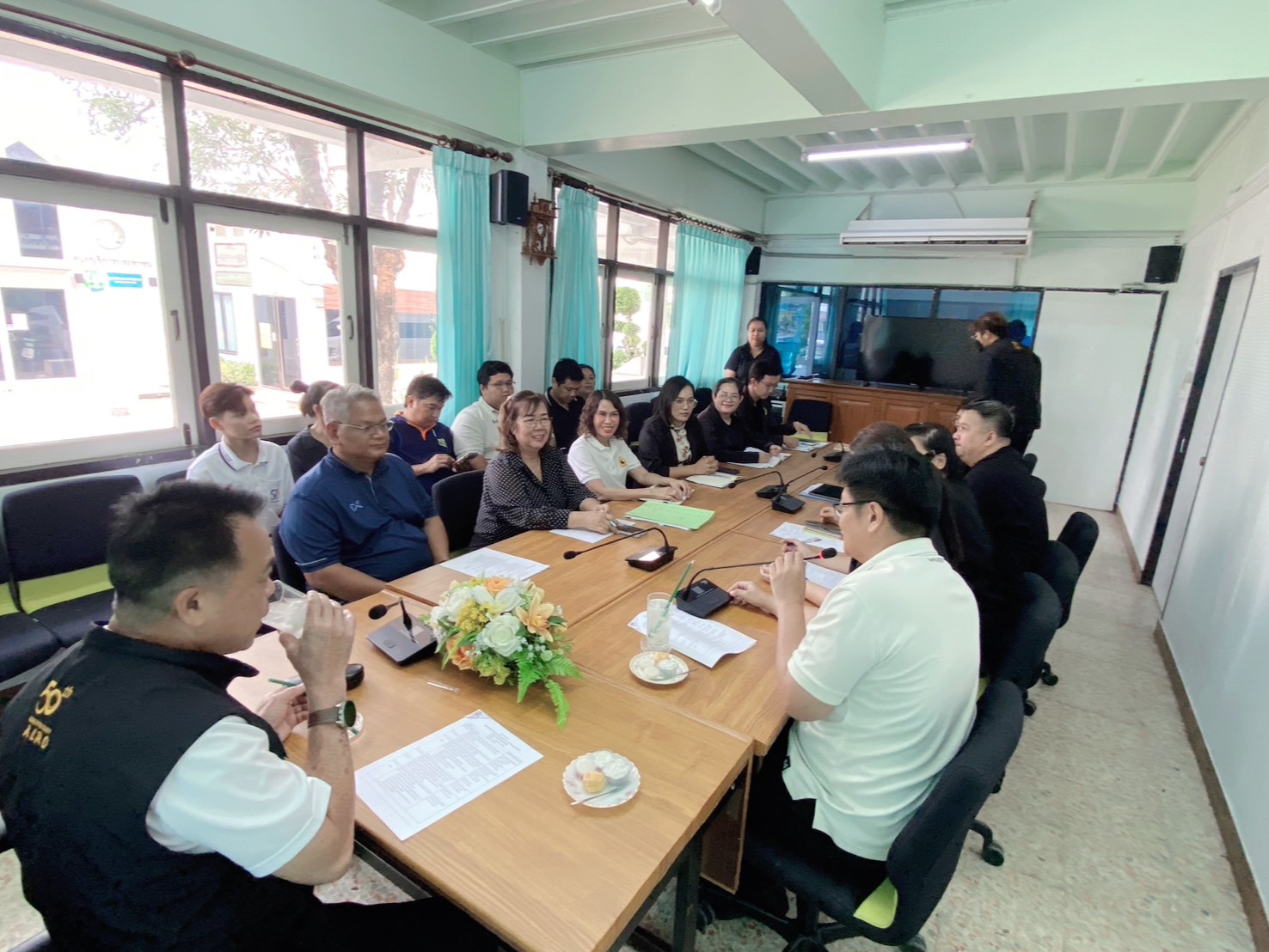 title - รองเลขาธิการ ส.ป.ก. ลงพื้นที่ประชุมเตรียมความพร้อมการตรวจราชการของรัฐมนตรีช่วยว่าการกระทรวงเกษตรและสหกรณ์ (นางสาวปิยะรัฐชย์ ติยะไพรัช) และการจัดงานพิธีมอบโฉนดเพื่อการเกษตร ณ ส.ป.ก.สุโขทัย